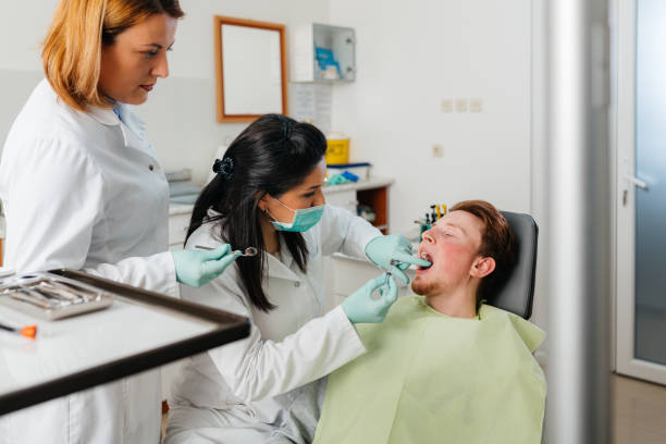 Best Dentist Open on Weekends  in Asheville, NC